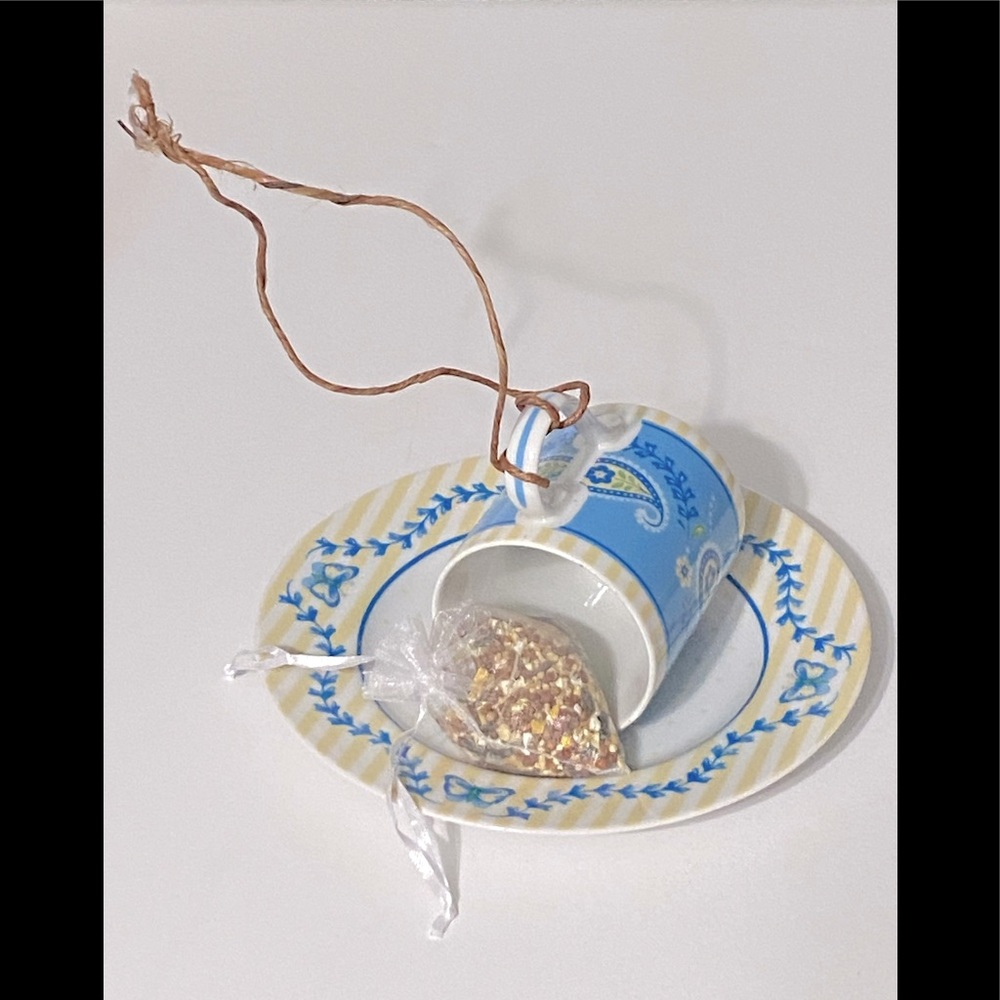 Outside Hanging Tea Cup Bird Feeder with Free Seeds